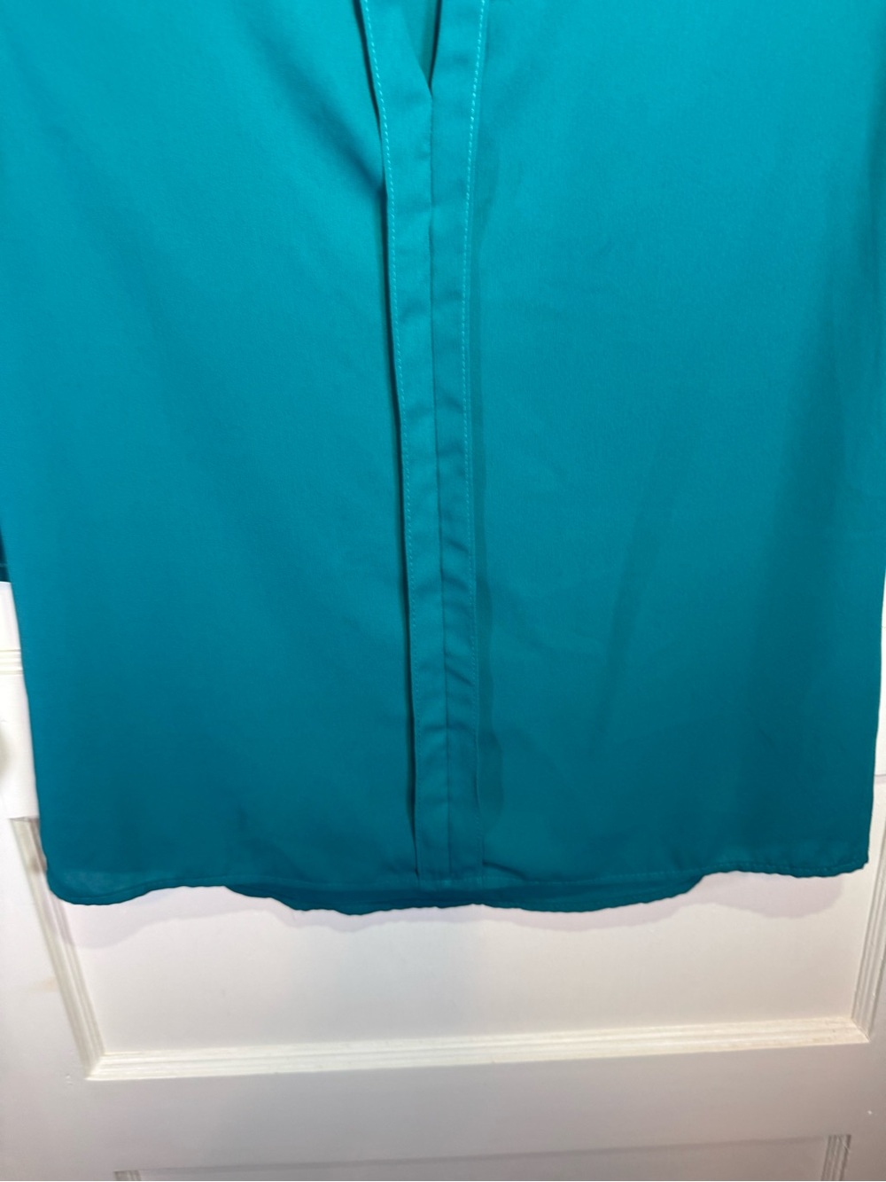 Everly Teal Keyhole Long Sleeve Top - Picture 4 of 11